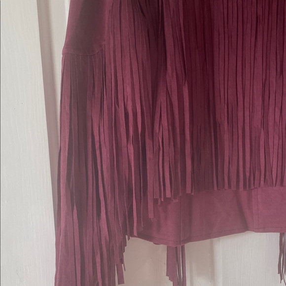 She + Sky Deep Red Fringe Blazer - Picture 6 of 6